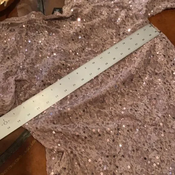 GORGEOUS SEQUIN Sparkle Top!